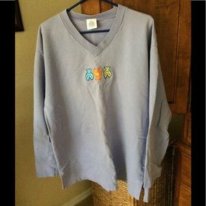 Lavender, three fish, V- neck sweatshirts.Size L